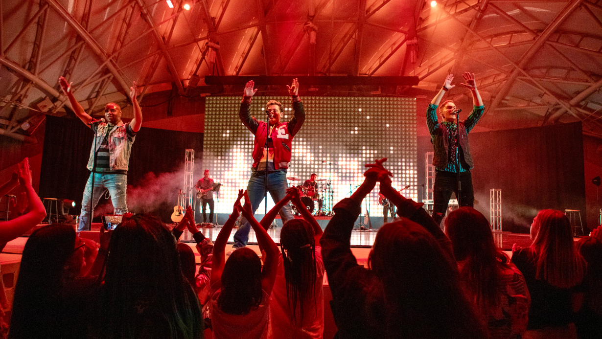 DCOM-LIVE8