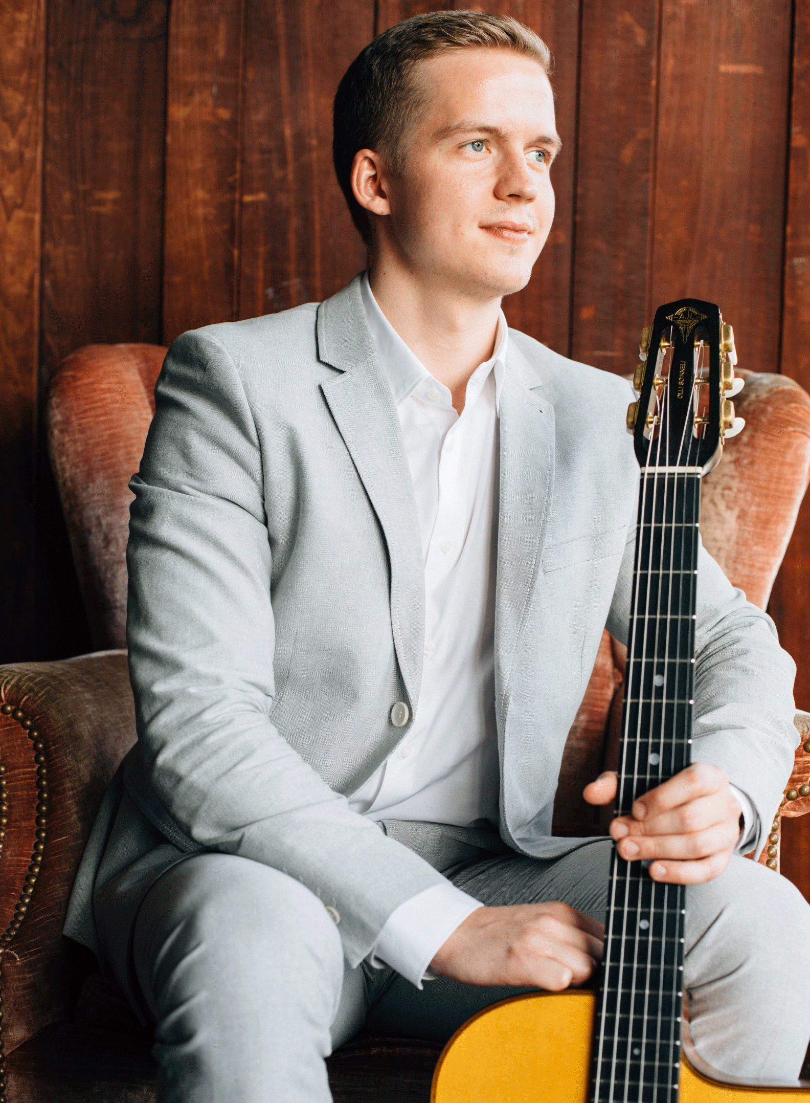 Olli-Soikkelli,-guitar-03